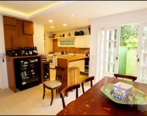Casa em Araras Petrópolis Sala de Tv