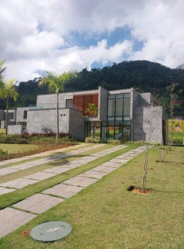 Casa a venda em Correas Fazenda Marambaia