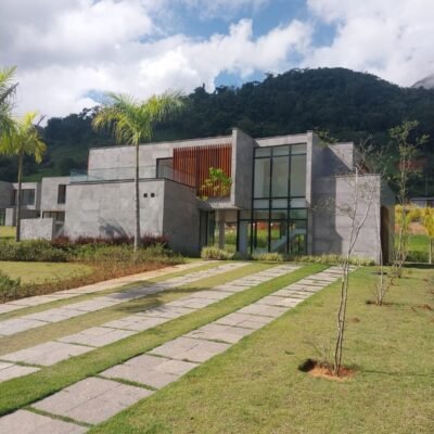 Casa a venda em Correas Fazenda Marambaia