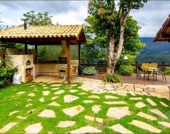 Casa em Araras Petrópolis Churrasqueira