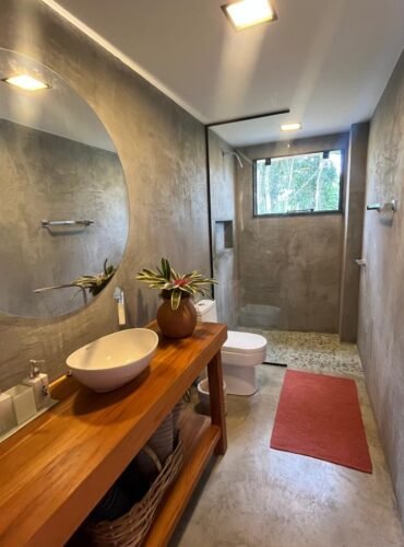 Chalé em secretário, Petrópolis à venda Banheiro