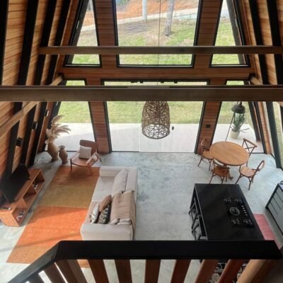 Chalé em secretário, Petrópolis à venda Salão de estar