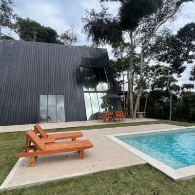 Chalé em secretário, Petrópolis à venda Cadeiras do jardim