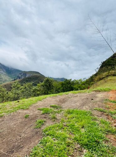 foto fazenda marambaia com vista de serra dos orgaos 04