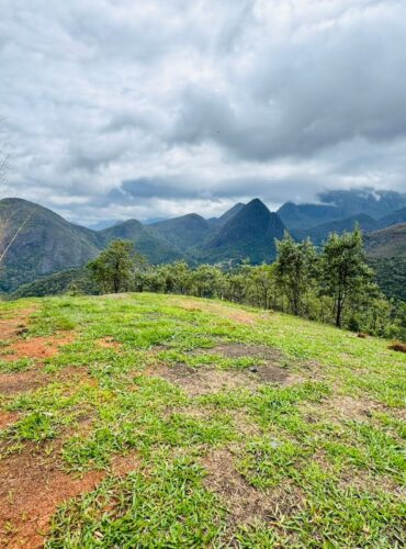 foto fazenda marambaia com vista de serra dos orgaos 12